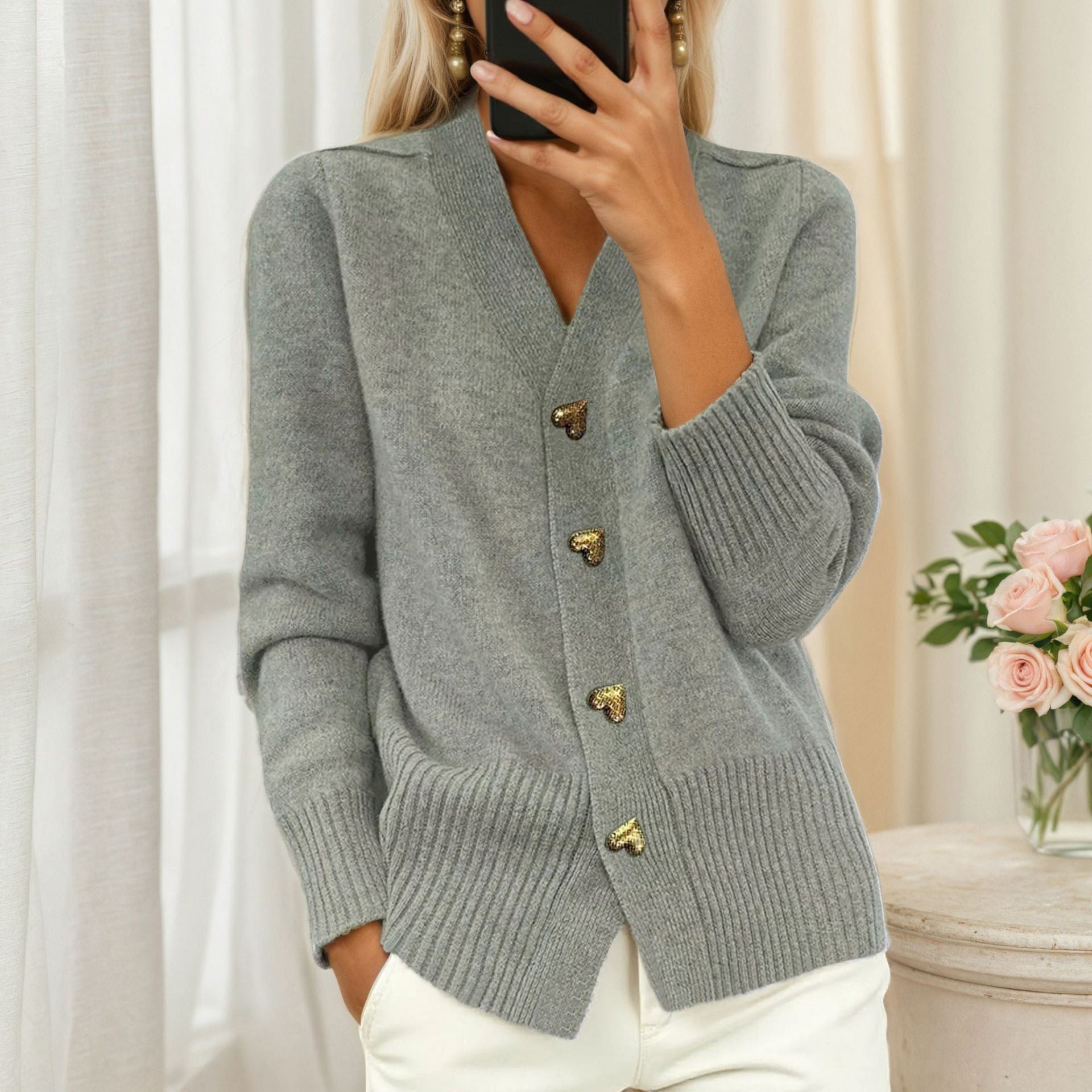 Freja | Scandinavian Heart Button Cardigan